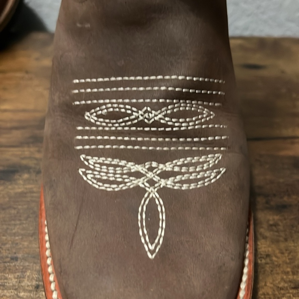 Cowboy Boots with Red Rose Embroidery - Picture 10 of 16